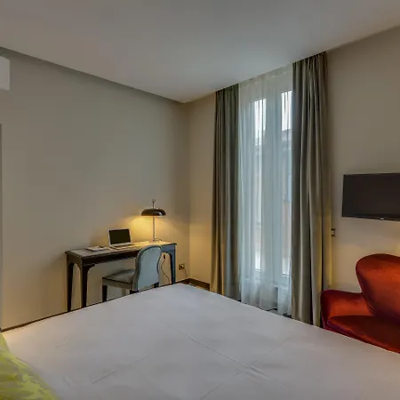Otivm Hotel 4*