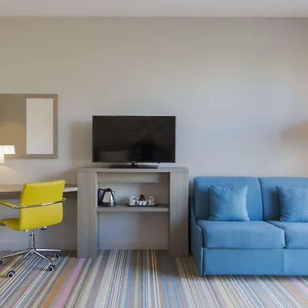 Hampton By Hilton East Roma