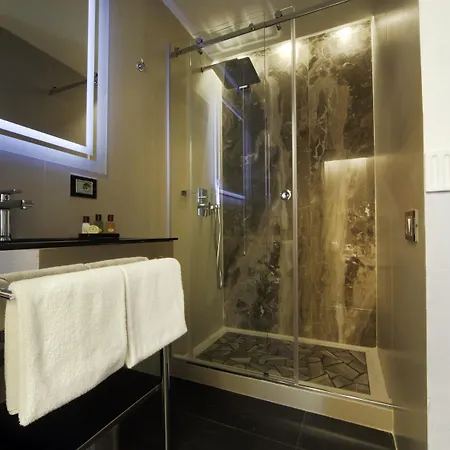 Aparthotel Unica 4*