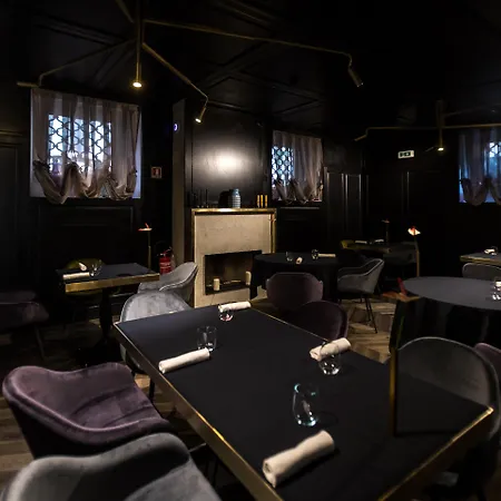 The H'all Tailor Hotel Rome