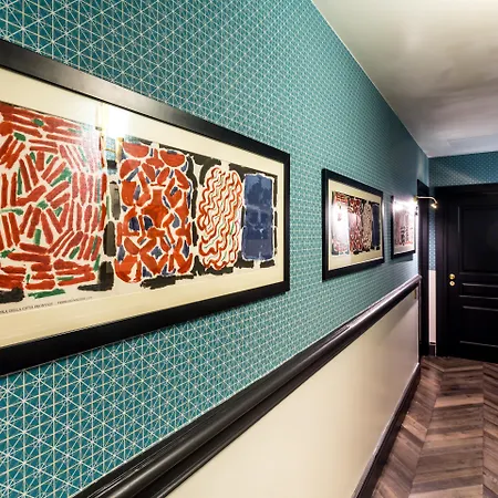 The H'all Tailor Hotel