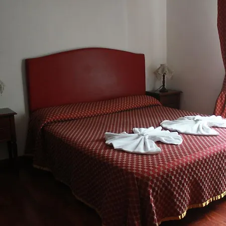 Il Papavero Hotel *