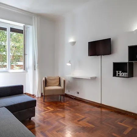 Apartment Romefinestay Mirabello