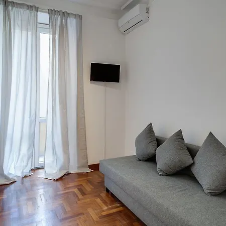 Apartment Romefinestay Mirabello *
