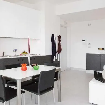 Lungotevere Hotel apartamentowy