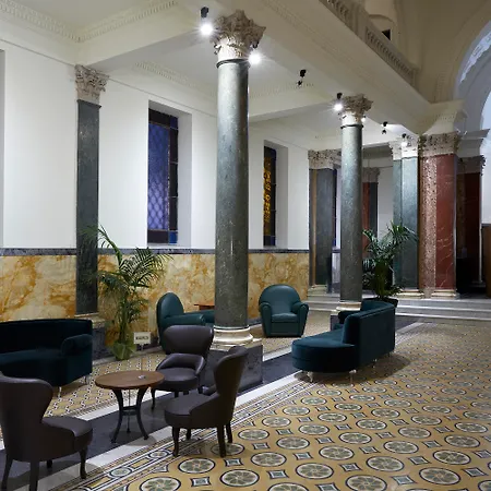 The Building Hotel
