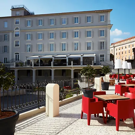 The Building Hotel Roma