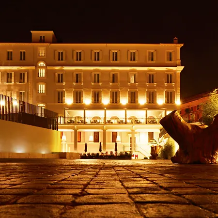 The Building Hotel
