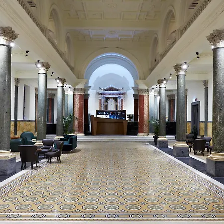 The Building 4*