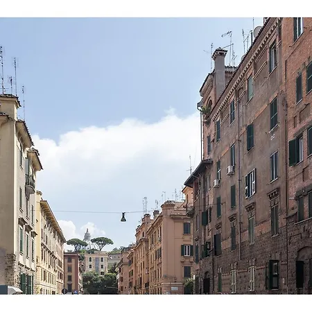 Dimora Del Papa *