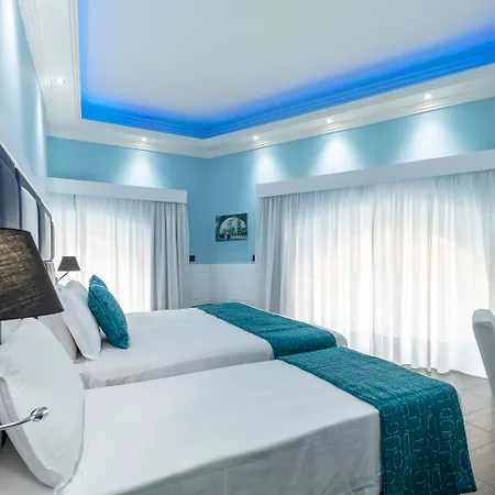 The One Boutique & (adults Only) 4* Roma
