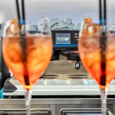 The One Boutique & (adults Only) Hotel