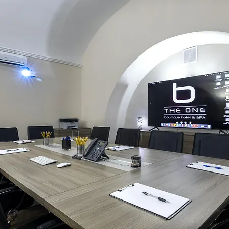 The One Boutique & (adults Only)