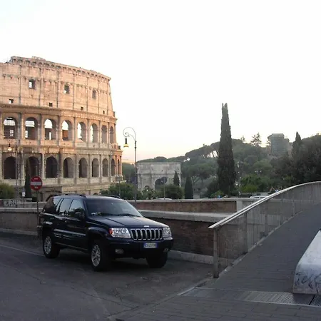 Vacanze Al Colosseo Polveriera Apartment Rome