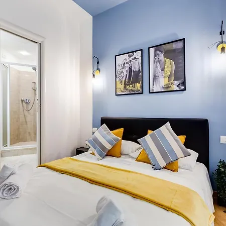 Vivilo Collection - Marche 54 - Close To Via Veneto Area - Lt בית הארחה
