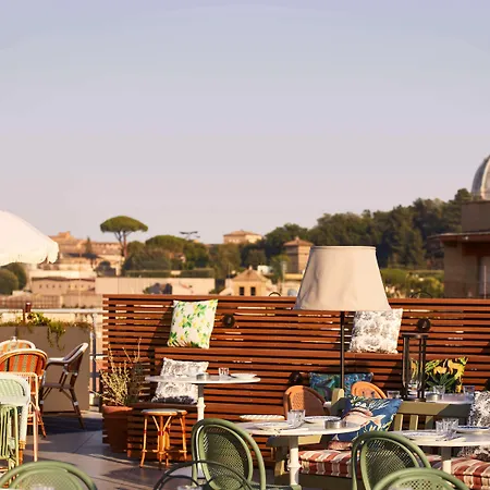 Hotel Mama Shelter 4*
