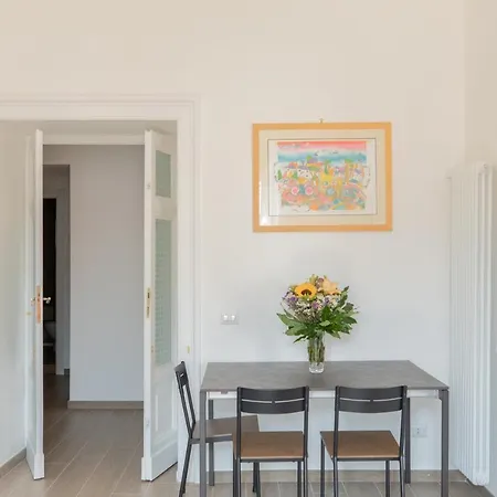 Апартаменты Iflat Lovely And Comfortable Flat In Prati *