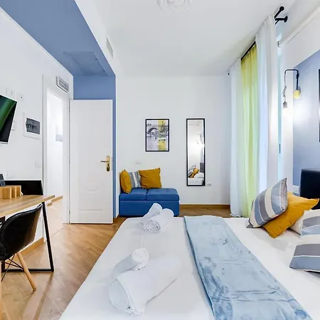Vivilo Collection - Marche 54 - Close To Via Veneto Area - Lt *