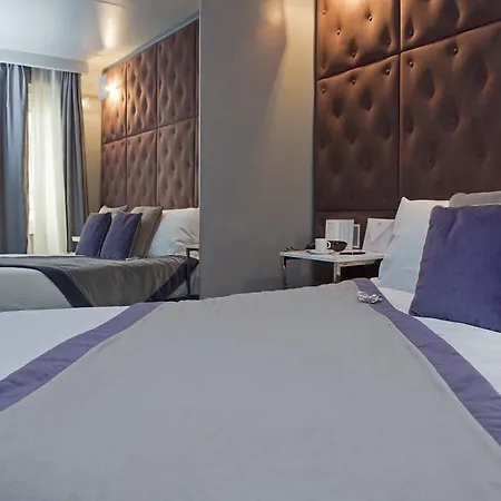 Torre Argentina Relais - Residenze Di Charme Guest house 3*