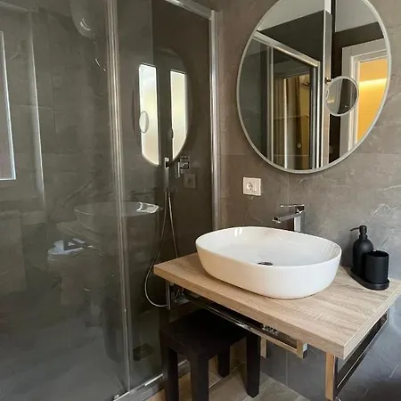 Deva Vatican Alloggio Turistico Vaticano Apartamento *