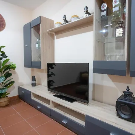 Homehouse Serpenti - Colosseum - Rione Monti * Rome
