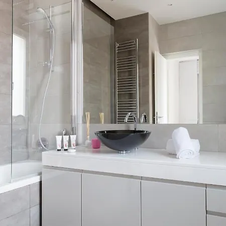 Apartment Exclusive Rooftop-designd *