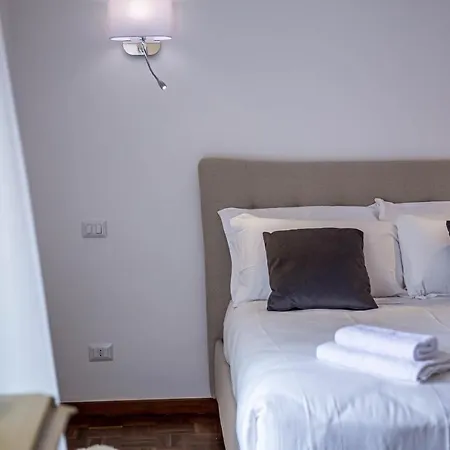 Luxury Floor In Trastevere Rome