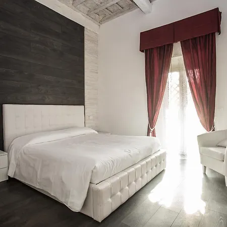 Royal 2* Rome