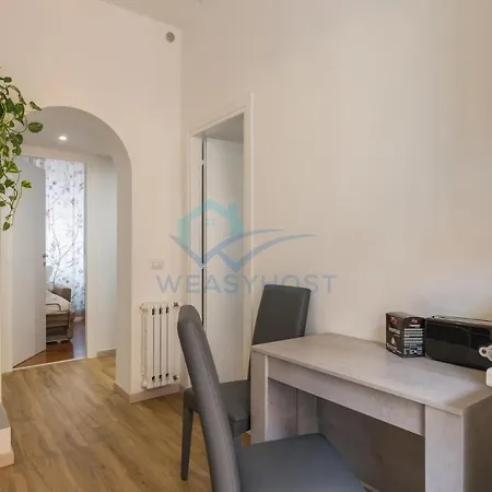 Refined Cozy Nest In Vatican * Rome