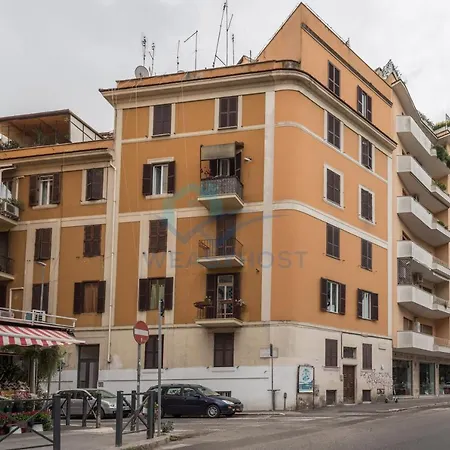 Apartment Refined Cozy Nest In Vatican Rome