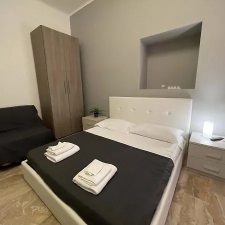 Guest house Sleepy Max Rome