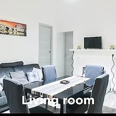 Luxury Napoleone Apartment *