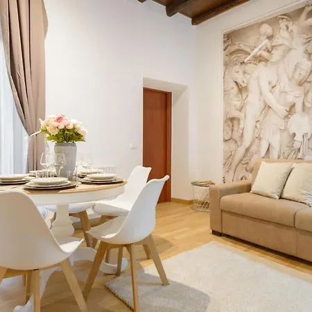 Navona Love Apartment