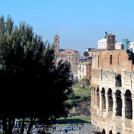 Fori Imperiali Apartment *