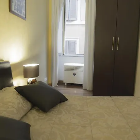 Trevi Luxury Suites Bed & Breakfast