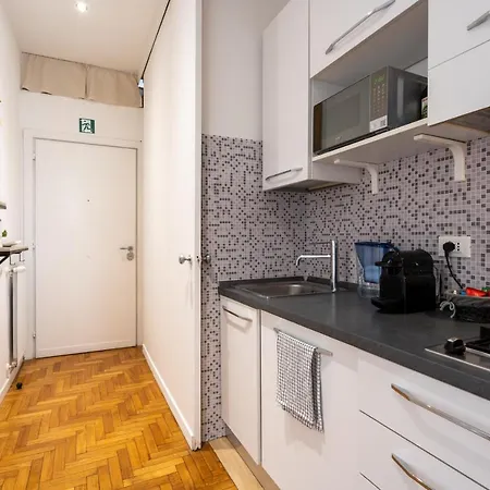Appartamento Colosseum House - Private Rooftop, Jacuzzi Hot Tub & View Roma