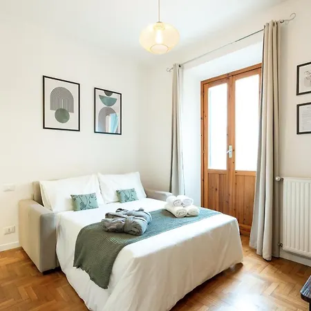 Appartamento Colosseum House - Private Rooftop, Jacuzzi Hot Tub & View Roma