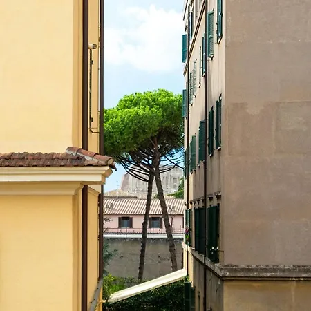 Appartamento Colosseum House - Private Rooftop, Jacuzzi Hot Tub & View Roma