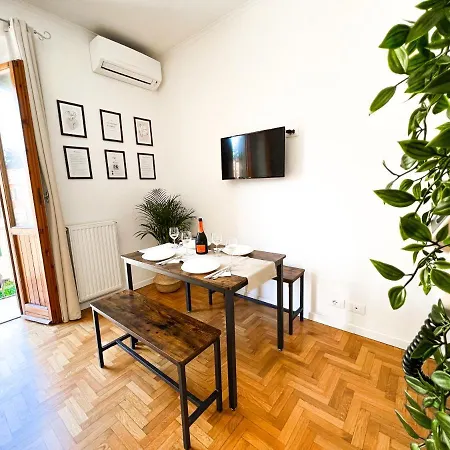 Colosseum House - Private Rooftop, Jacuzzi Hot Tub & View Appartamento