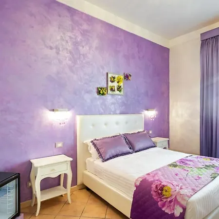 Capsule hotel Pretty In Vatican Center *