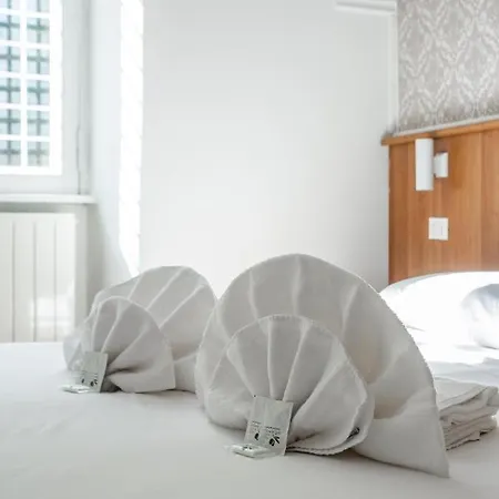 Pensión Lux Me - Jacuzzi & Suites Trastevere Roma
