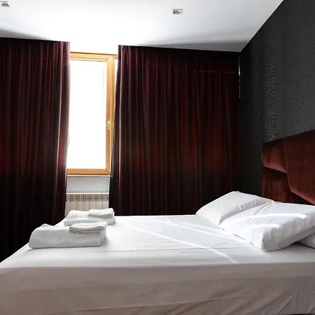 The View All'acquedotto Bed & Breakfast *