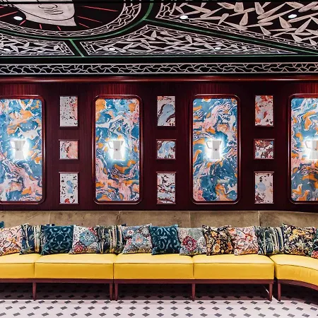 Mama Shelter Hotel