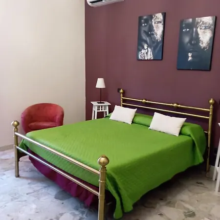 B&B 