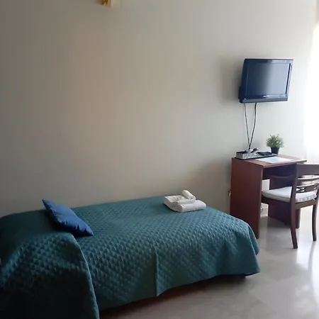 B&B 