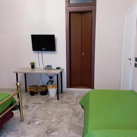 B&B 