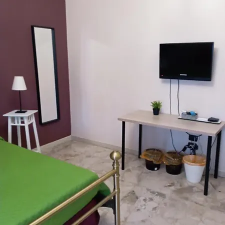 B&B 