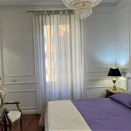 King Plaza Bed & Breakfast