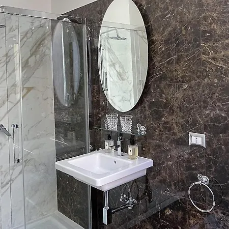 King Plaza 3* Rome