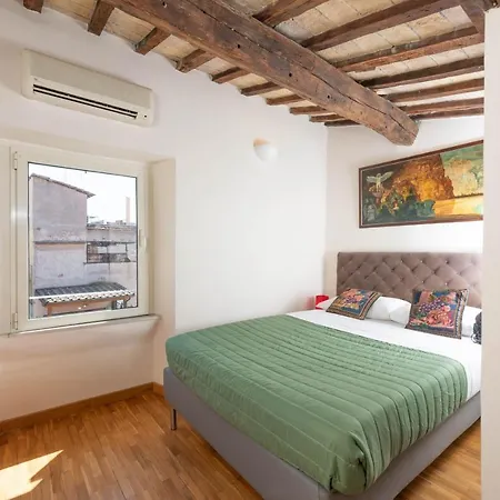 Banchi Nuovi House